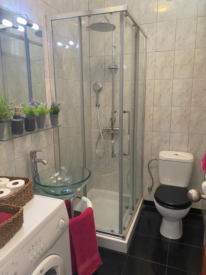 Apartamento Com Patio Na Rua Principal Da Cidade OOporto Esterno foto