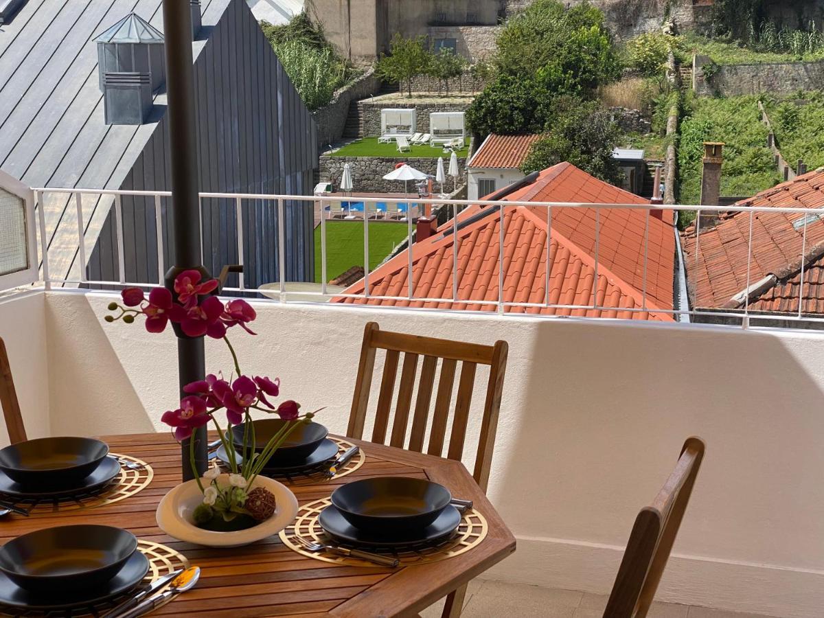 Apartamento Com Patio Na Rua Principal Da Cidade OOporto Esterno foto